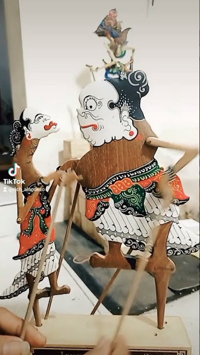 limbuk wayang jawa.. #wayangkayuasli