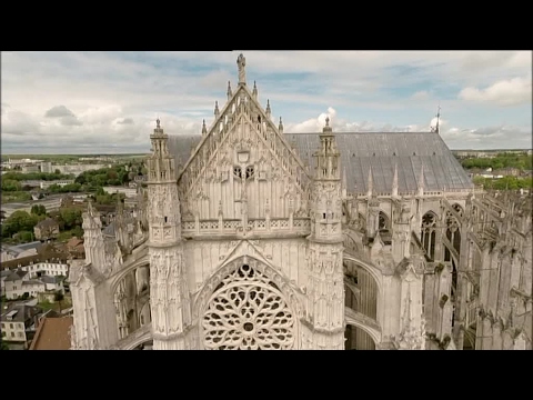 Vidéo: Une visite des meilleures cathédrales françaises