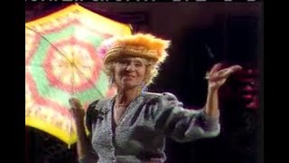 Video thumbnail of "Annie Cordy - Tata Yoyo (1986)"