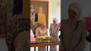 Download Lagu Sultan Pahang Bawa Sultan Selangor ke Kompleks Muzium Diraja Sultan Haji Ahmad Shah MP3 Download Lagu Sultan Pahang Bawa Sultan Selangor ke Kompleks Muzium Diraja Sultan Haji Ahmad Shah MP3