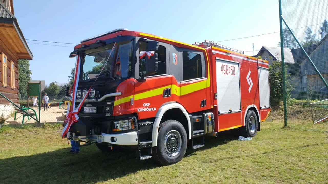 Poświęcenie nowego samochodu OSP Koniówka