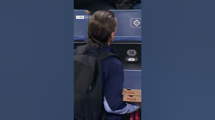 🍕 C'était Antoine Griezmann qui livrait les pizzas hier soir après le match !  #Shorts