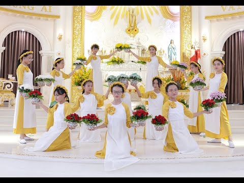 Video Dâng hoa năm sắc - Khai mạc tháng Hoa 2022 - Giáo xứ... - youtube
