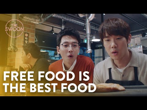 Dad's paying? Order everything on the menu! | Hospital Playlist Ep 9 [ENG SUB]