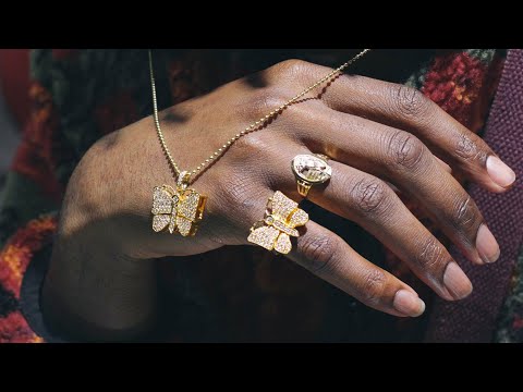 Video: Why Gold Jewelry Leaves A Black Stripe On The Skin