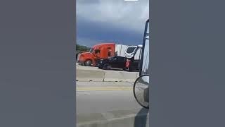 FIVE #TRUCK PILE UP 😭😱😱😭 #BAD DAY ON THE #JOB PLEASE SUBSCRIBE SHARE & LIKE THANK YOU by REAL KW TRUCK LOVER 12 views 6 months ago 1 minute, 18 seconds