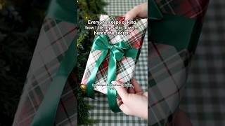 The only way I'm trying satin ribbon this season 😍🎀 #christmasdiy #giftwrapping