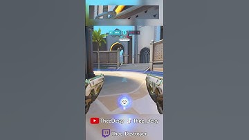 Rewarded For A Bad Play - Overwatch 2 Highlights #14 (Clip 3)