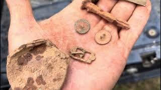 Discombobulated Day Of Metal Detecting. But We Didn't Get Skunked!!! #shorts #metaldetecting