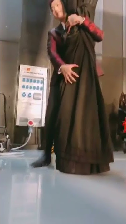 Jay Park dancing with his new girl