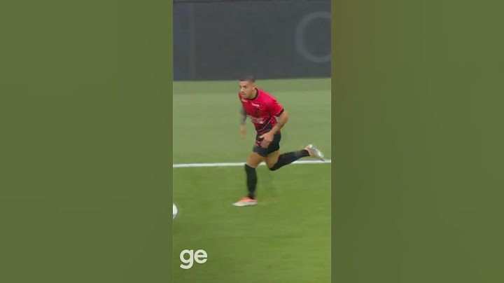 DRIBLES E PROVOCAÇÕES ⚽😎 ATHLETICO-PR X FLAMENGO | #SHORTS | ge.globo