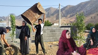 Download Lagu The harsh life of nomads, meeting Mahin's family, creating a beautiful garden MP3 Download Lagu The harsh life of nomads, meeting Mahin's family, creating a beautiful garden MP3