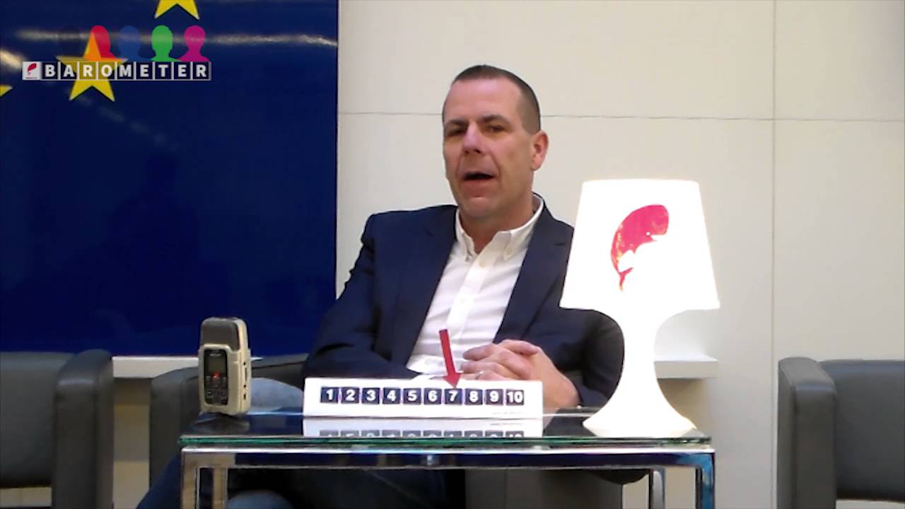 NEU beim neuwal BAROMETER: Das neuwal-Licht nach 30 Sekunden Redezeit.