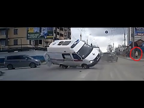 car-crash-crazy-drivers-&-crazy-russian-&-dvr-recording-accident