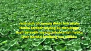 Download Lagu Razis Ismail - Kutinggalkan Kesuma Hati. MP3 Download Lagu Razis Ismail - Kutinggalkan Kesuma Hati. MP3