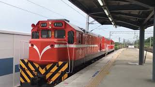 [1110802] 8263次貨物車北湖出站(由老蕭親自拍攝)