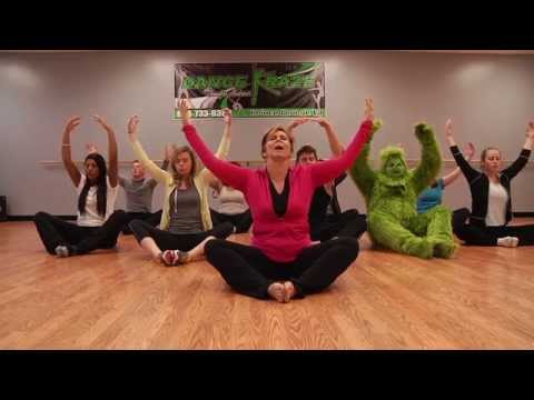 The Grinch Tries Yoga