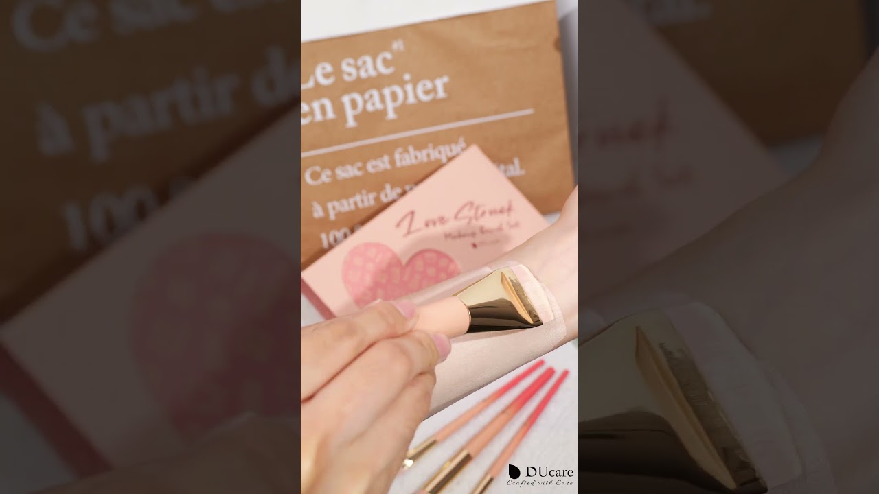 Perfect Your Base with This Must-Have Brush💁‍♀️ 