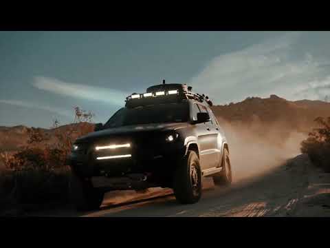 Wk2 Jeep Grand Cherokee with Offroad Animal Predator bar