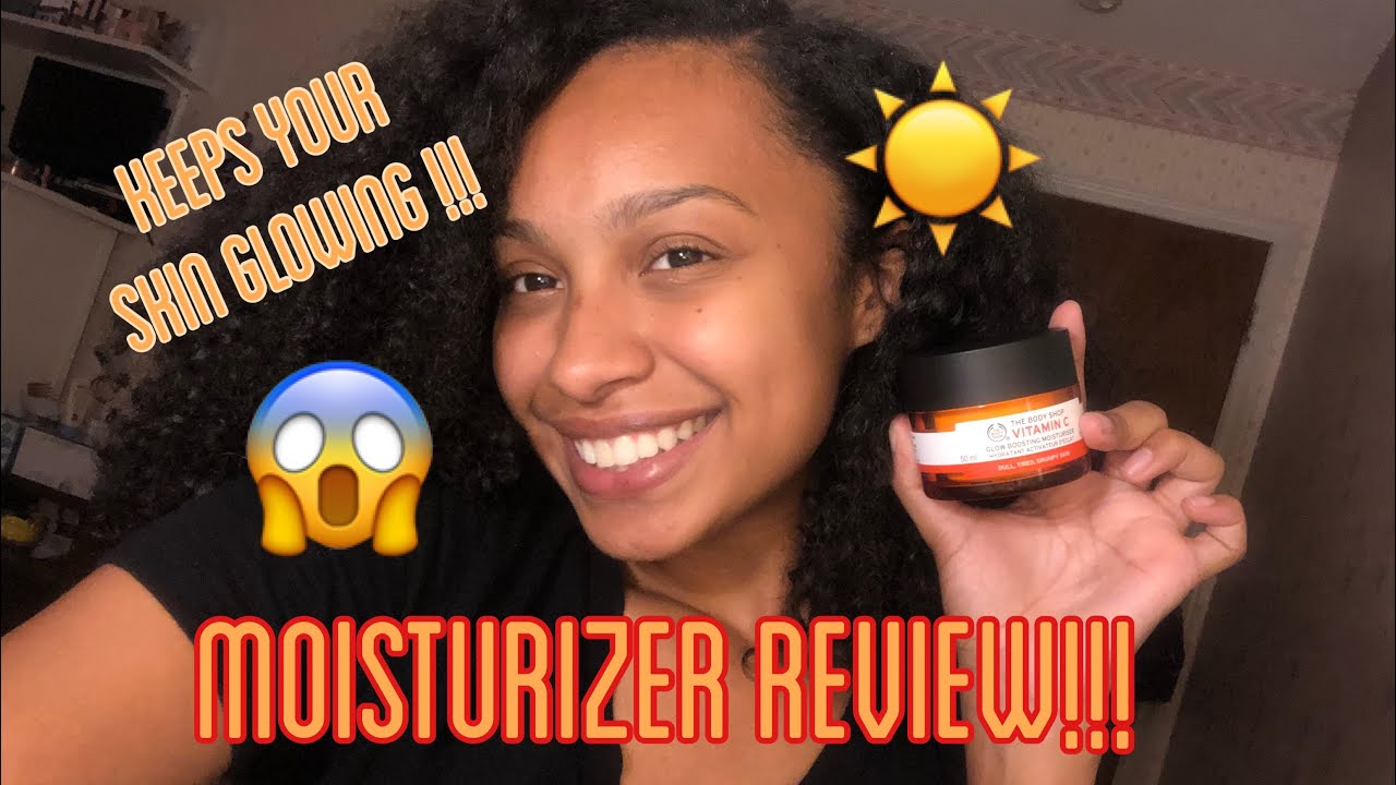 THE BODY SHOP VITAMIN C GLOW BOOSTING MOISTURIZER REVIEW URBANAJ A