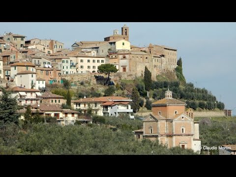 TOSCANA - CHIANCIANO TERME centro storico - HD