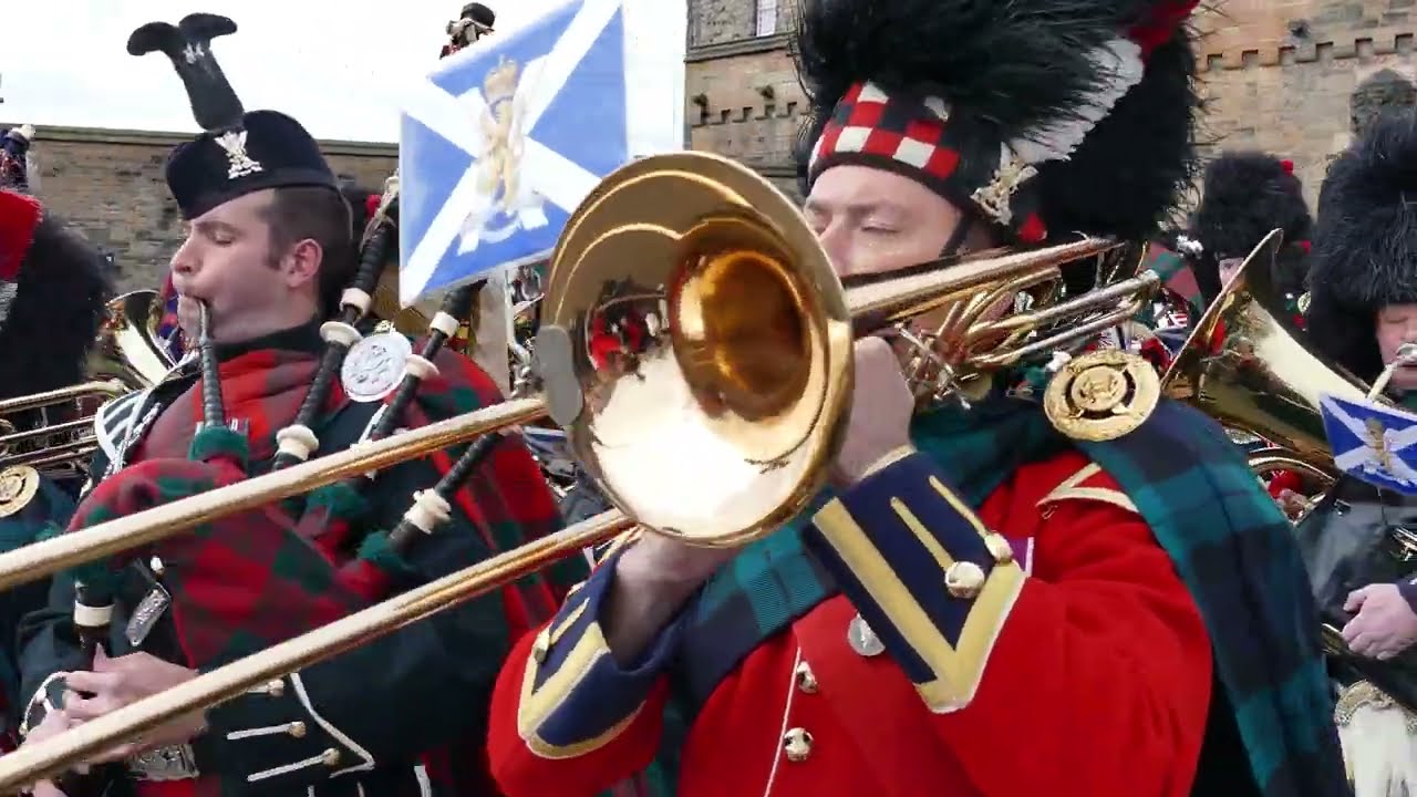 Edinburgh Castle - Longer Version!