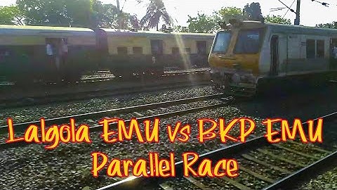 Lalgola EMU vs Barrackpore Local EMU Parallel Action Race . Nonstop overtake , reovertake. 5 minutes