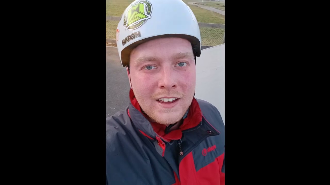 Oliver Ackermann 24.01.26 Scooteredit