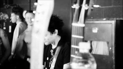 Sum 41 Skumfuk - Unofficial Music Video - Summer Tour 2010 Highlights