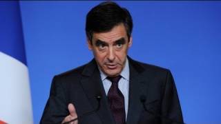 France tells Greece to hurry up on debt deal