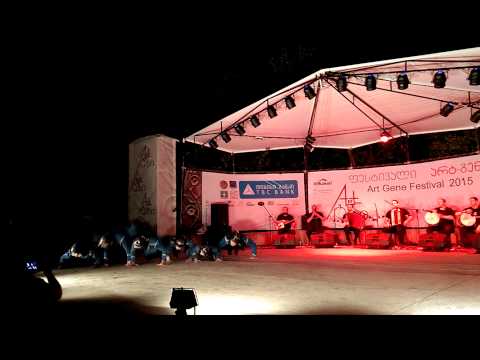 არტ-გენი სუხიშვილები \"ხორუმი\"