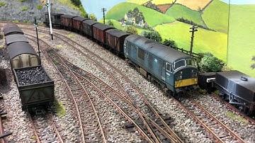Dapol Class 22 with Roads and Rails sound