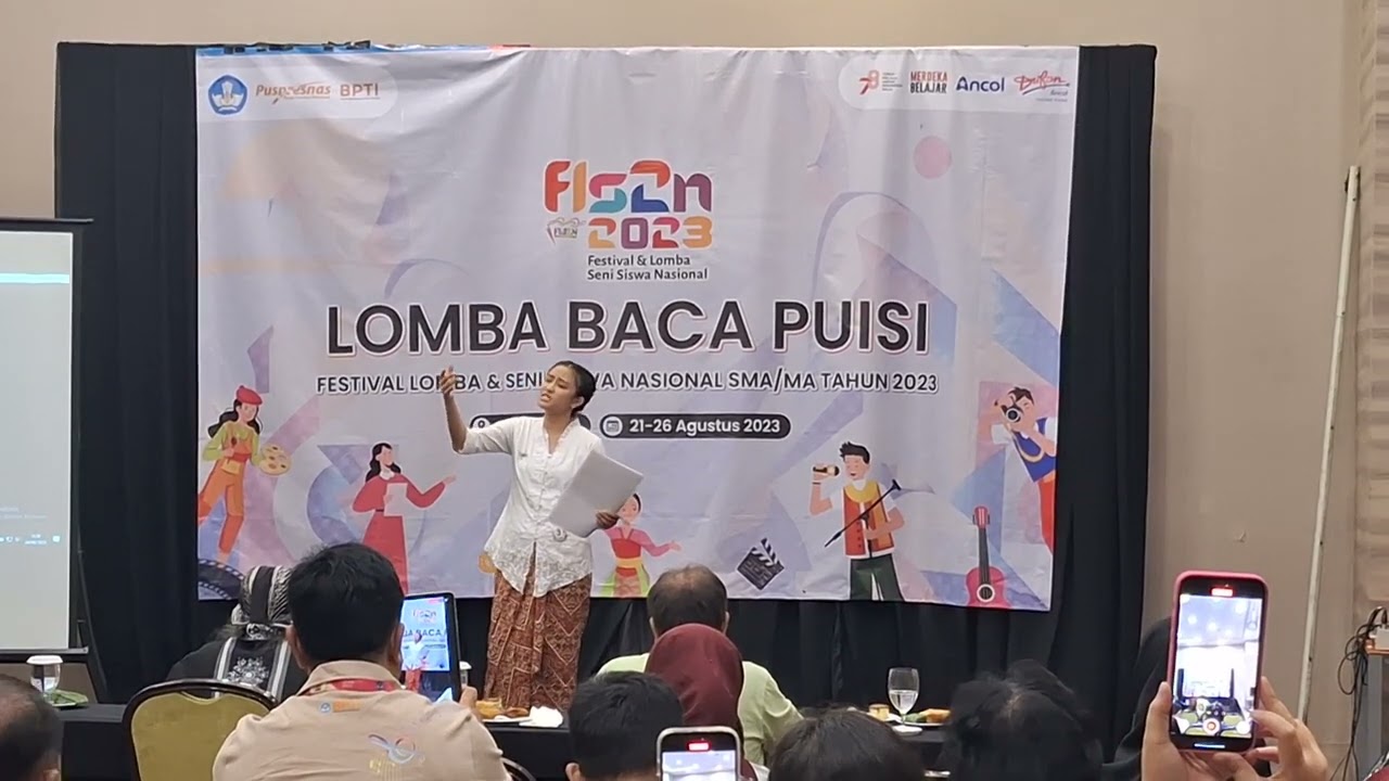 Juara 2 Nasional FLS2N 2023  lomba Baca Puisi utusan Prov Sulut. Ghween A. Lebang. SMAN 9 Manado.