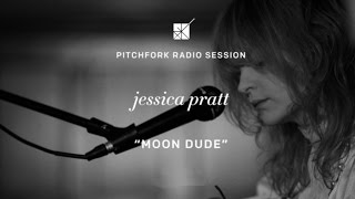 Video thumbnail of "Jessica Pratt performs "Moon Dude" - P4k Radio Session"