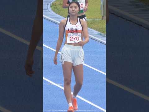 여자육상 <strong>100m</strong>. 스타트 점검하는 서울체고 권예은