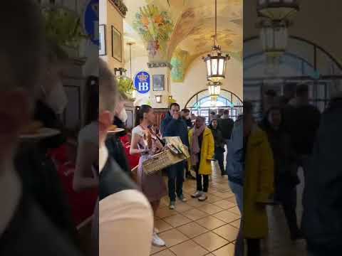 Video: Münchenski Hofbräuhaus