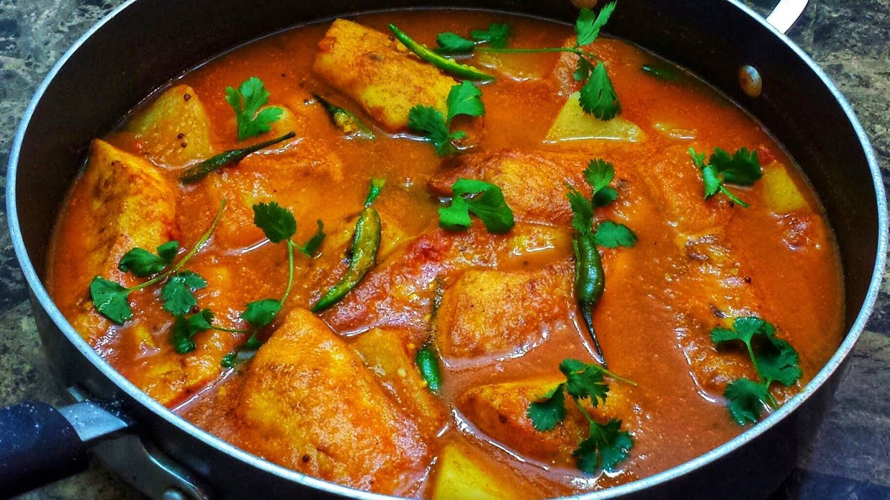 Masala Fish Curry Recipe | Pangas Fish Curry | Easy Delicious Recipe ...