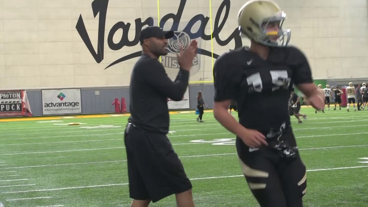 Vernon Smith Mic'd Up