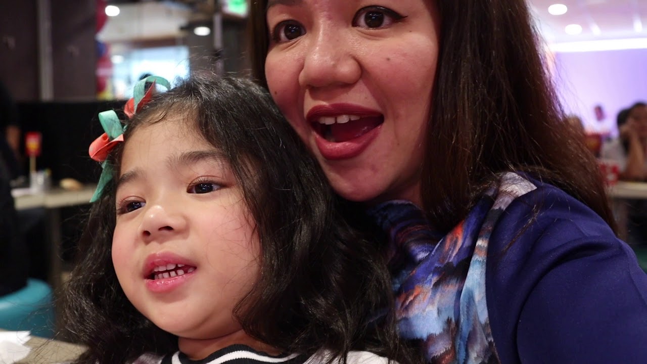 Jollibee Family Bonding