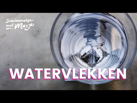 Video: 4 manieren om rode wijnvlekken van houten vloeren of werkbladen te verwijderen