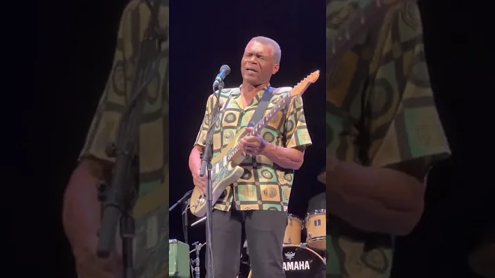 Robert Cray Band strong persuader  Madison WI Marc...