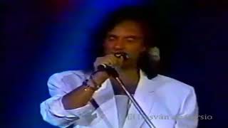 Video thumbnail of "1989 - Roberto Carlos - Sonrie"