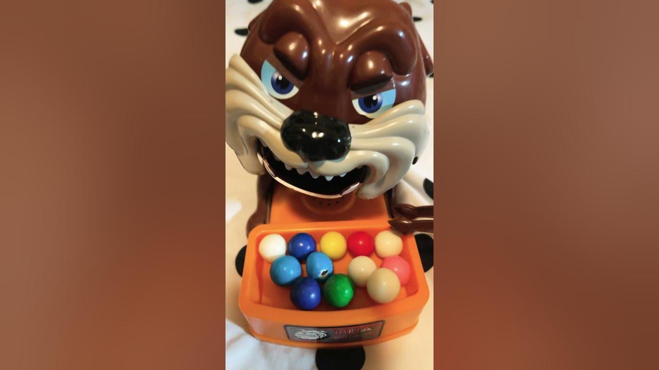 hungry-frogs-eat-gumballs-youtube