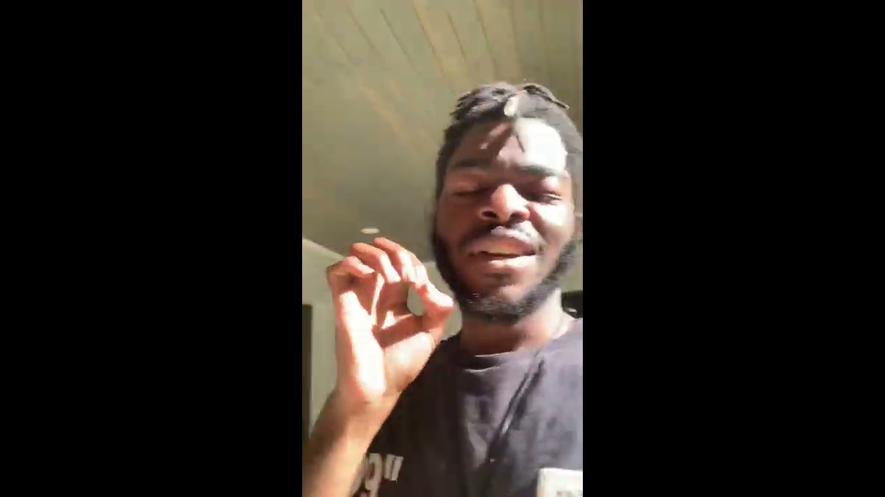 👁 Show gratitude for over 💯 subscribers.