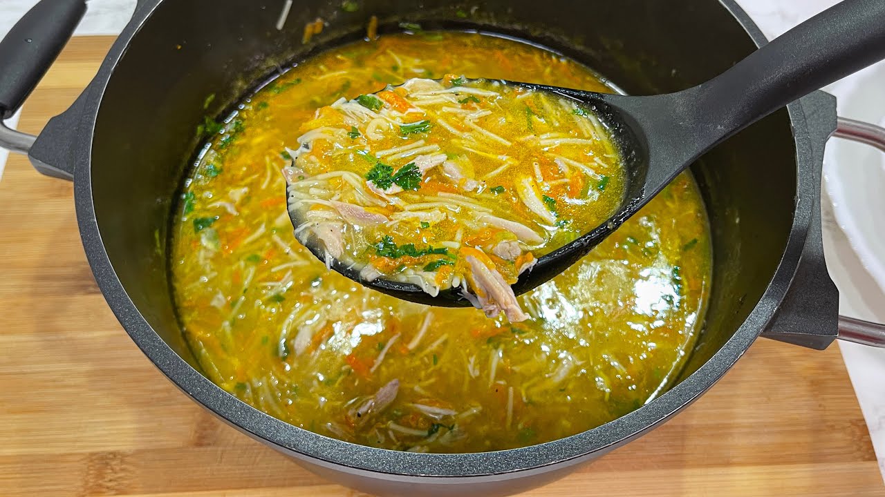 Рамадан ифтар куриный суп с лапшой без яиц 😋 سوپ بسیار خوشمزه وساده برای افطاری
