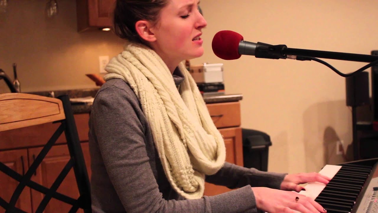 Guarda Lizzie Weber - Falling Like Fools su YouTube Guarda Lizzie Weber - Falling Like Fools su YouTube