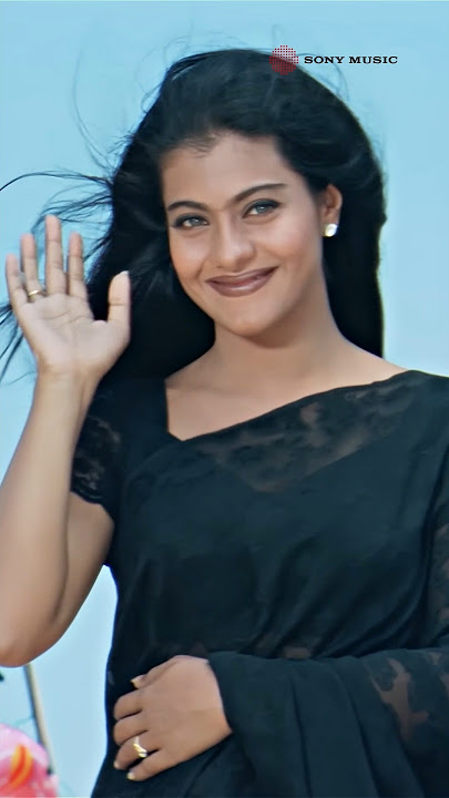 The magic of love, the joy of friendship. ✨ #kajol #srk #kuchkuchhotahai #alkayagnik #kumarsanu