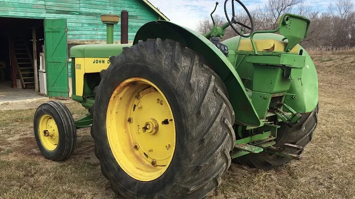 John Deere 830 and 730 Gas Standard