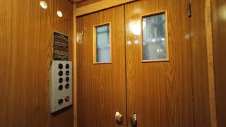VERY rare 1960 KMZ elevator with manual doors • Moscow