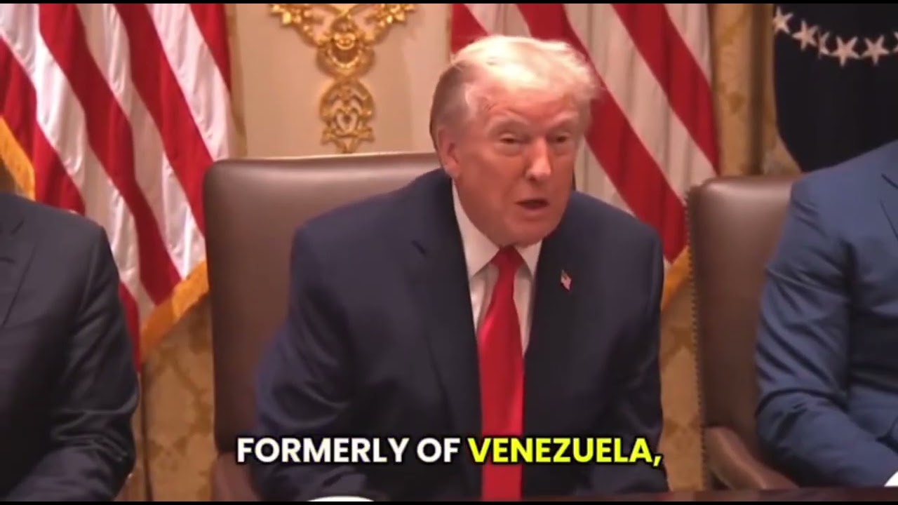 Трамп объявил о возобновлении доступа коммерческих авиалиний в воздушное пространство Венесуэлы.